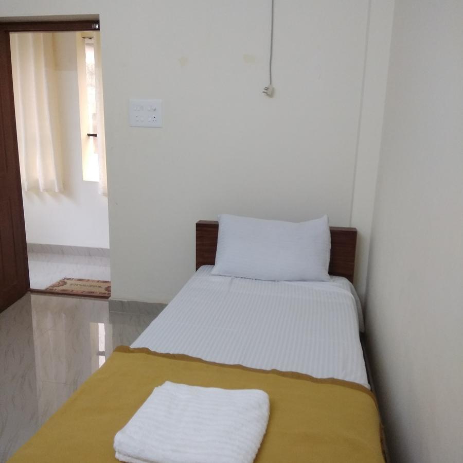 Manjira Lodge Guruvāyūr Εξωτερικό φωτογραφία